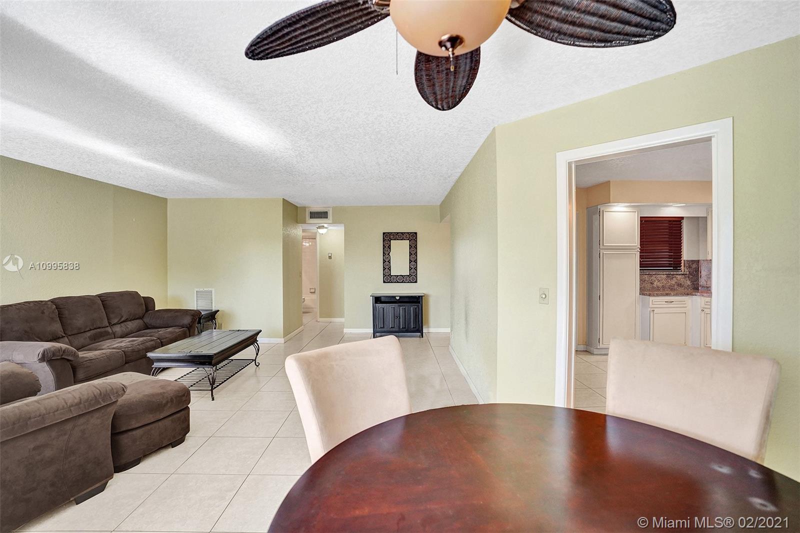 5651 Camino Del Sol, Unit 303 Boca Raton, FL 33433 - Photo 12 of 32
