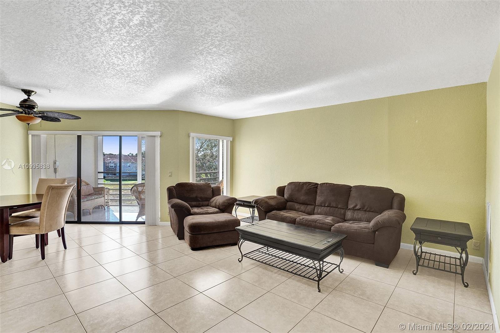 5651 Camino Del Sol, Unit 303 Boca Raton, FL 33433 - Photo 6 of 32