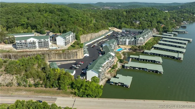 $309,900 | 316 Cedar Heights Drive, Unit 4B, Camdenton, MO 65020