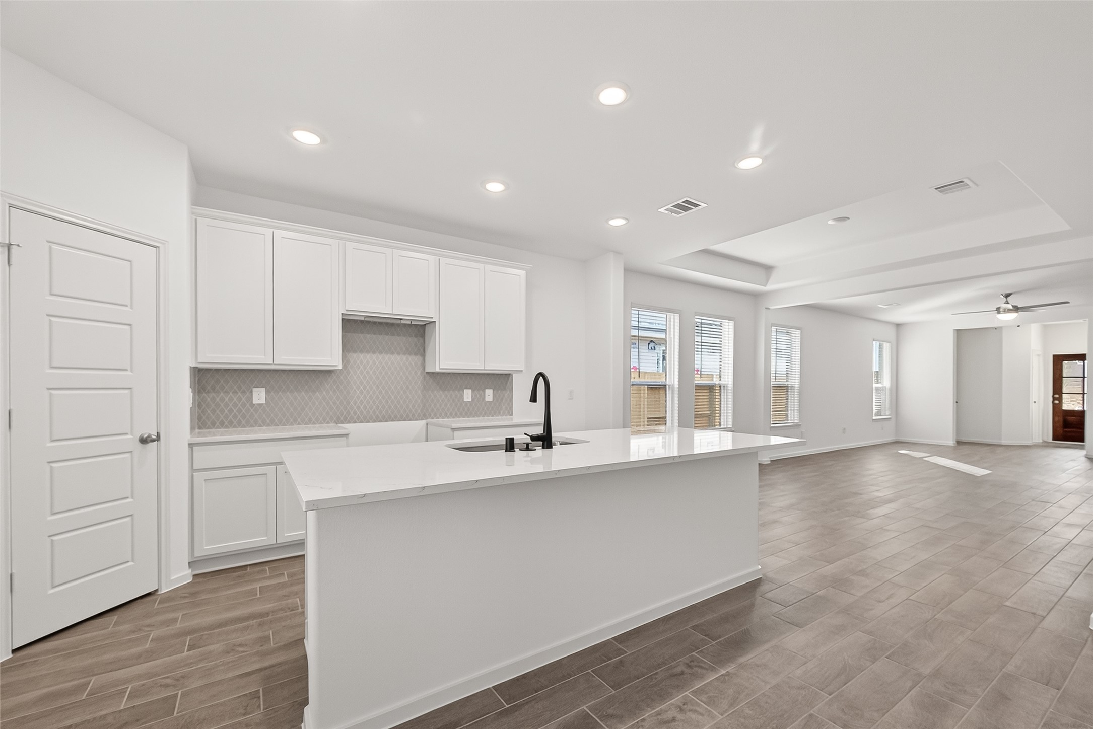 2919 Copper Fls Drive Iowa Colony, TX 77583 - Photo 14 of 41