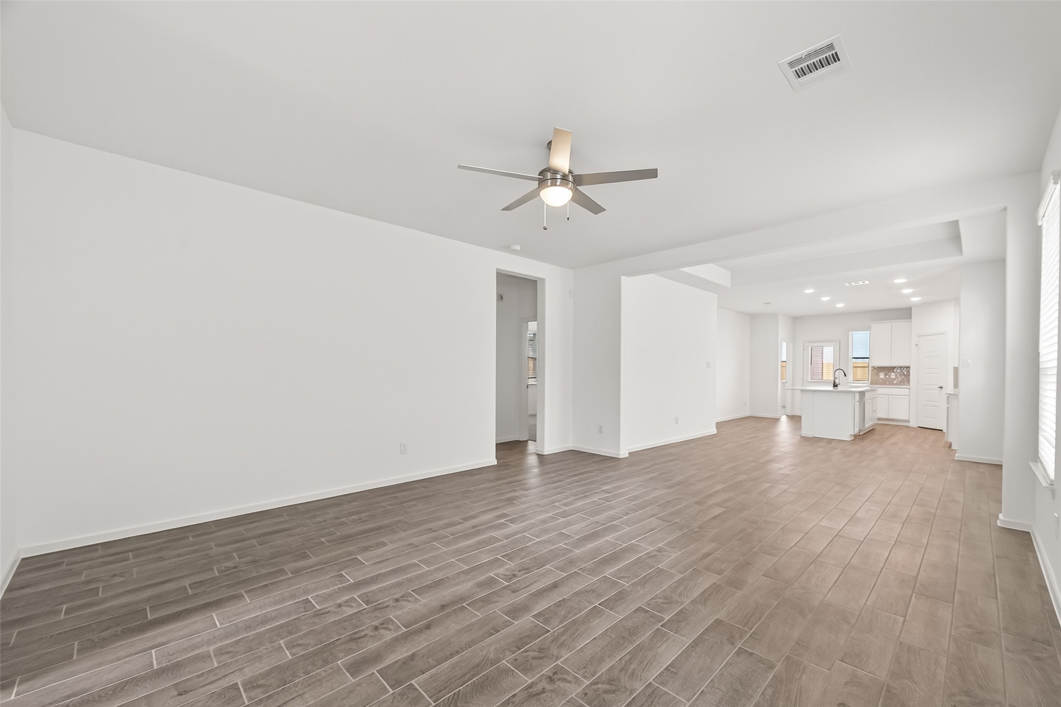 2919 Copper Fls Drive Iowa Colony, TX 77583 - Photo 6 of 41