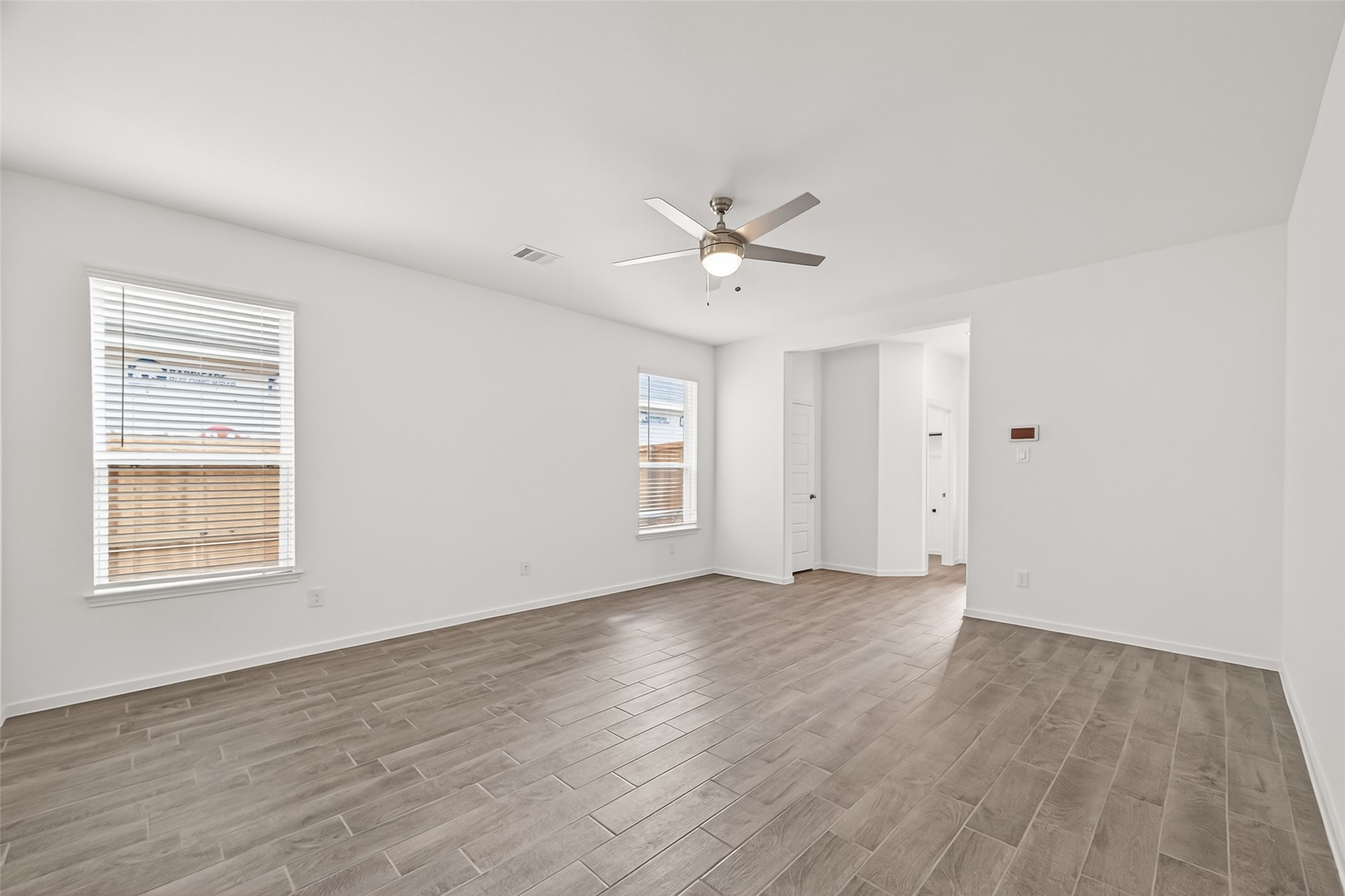 2919 Copper Fls Drive Iowa Colony, TX 77583 - Photo 8 of 41