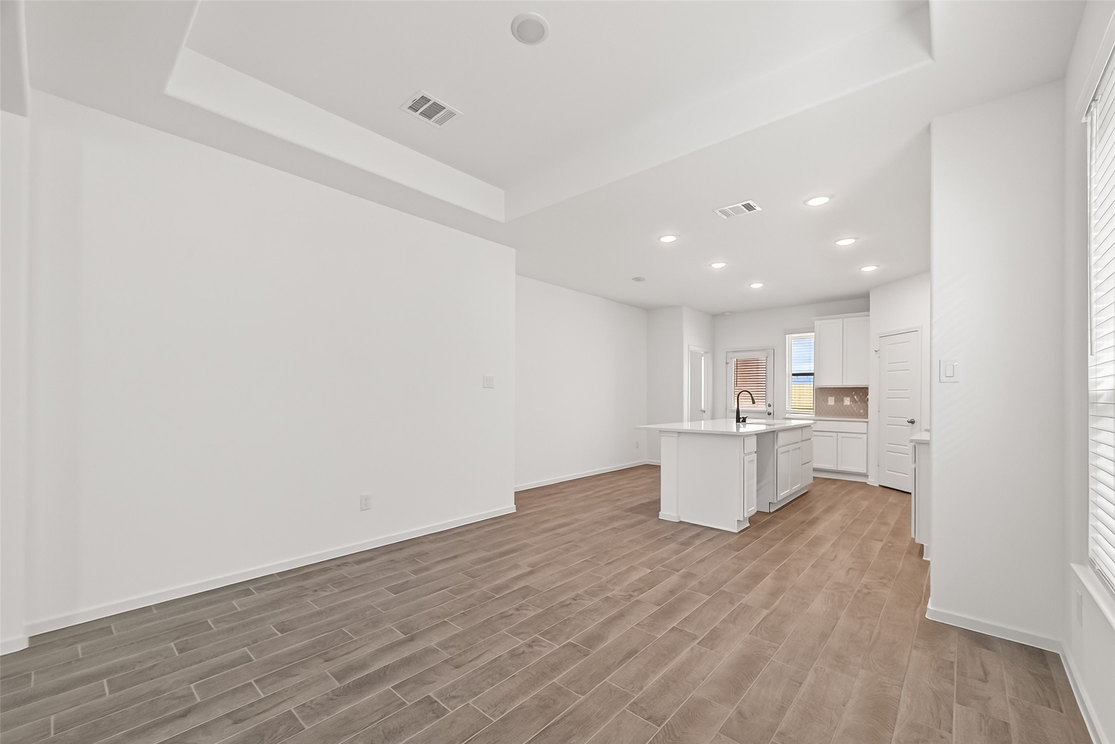 2919 Copper Fls Drive Iowa Colony, TX 77583 - Photo 10 of 41