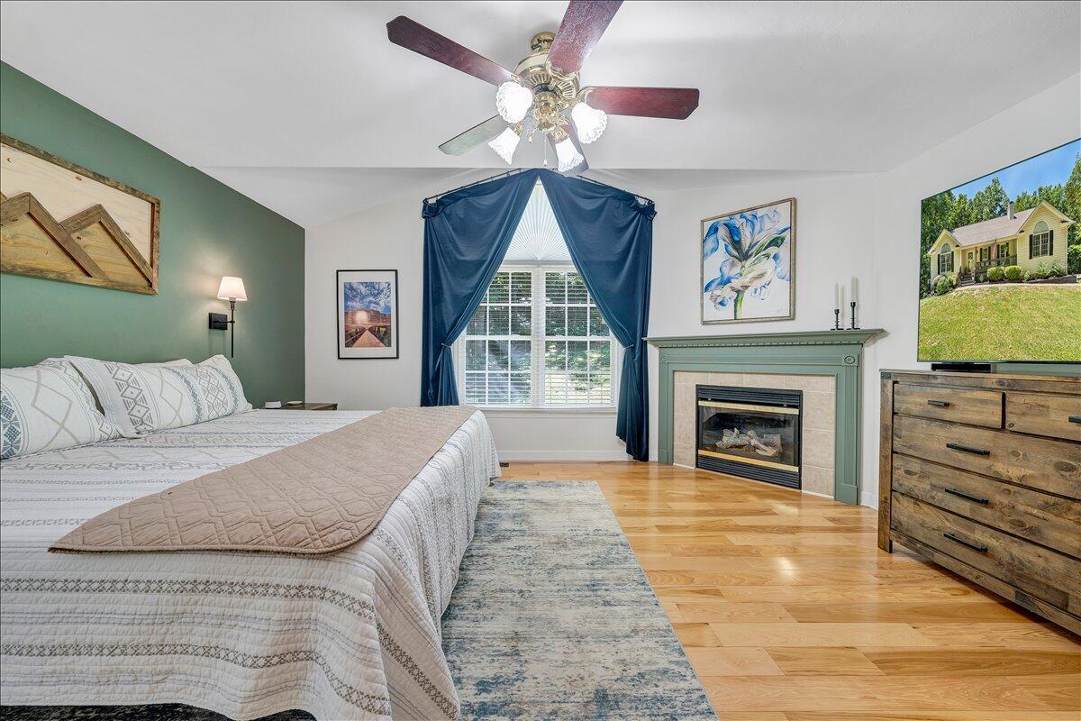 375 Silver Shadow Road Hardy, VA 24101 - Photo 14 of 47 25-MIB09417