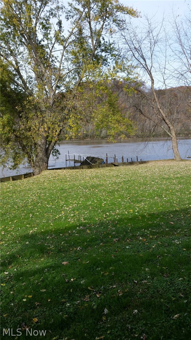 318 Powell Riverfront Road St. Marys, WV 26170 - Photo 13 of 14 Gallery Image 13