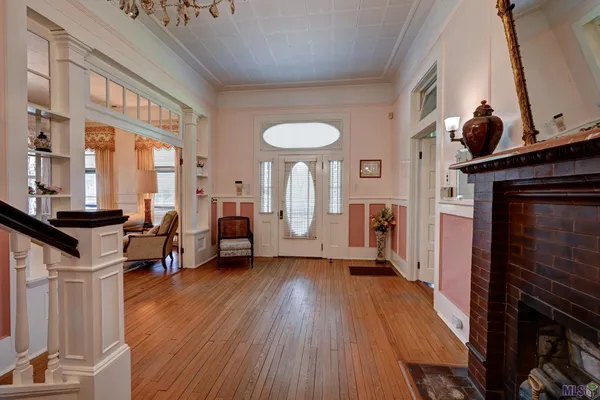 $585,000 | 4371 Highway 1, Napoleonville, LA 70390