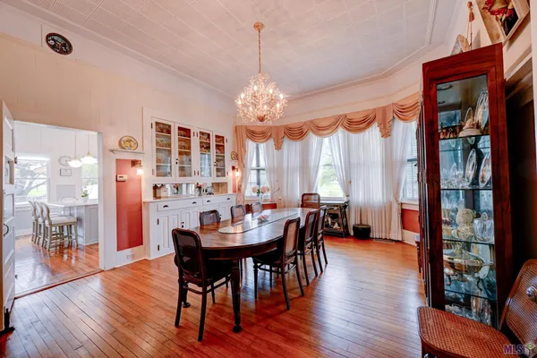 $585,000 | 4371 Highway 1, Napoleonville, LA 70390