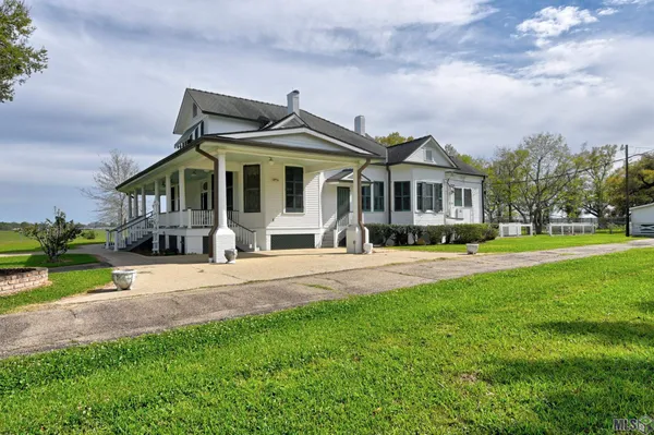 $585,000 | 4371 Highway 1, Napoleonville, LA 70390