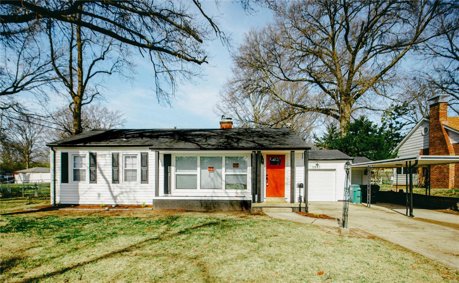 1807 McClintock Avenue Belleville, IL 62221 - Photo 1 of 20