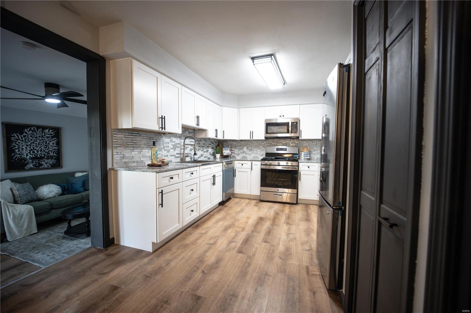 1807 McClintock Avenue Belleville, IL 62221 - Photo 11 of 20