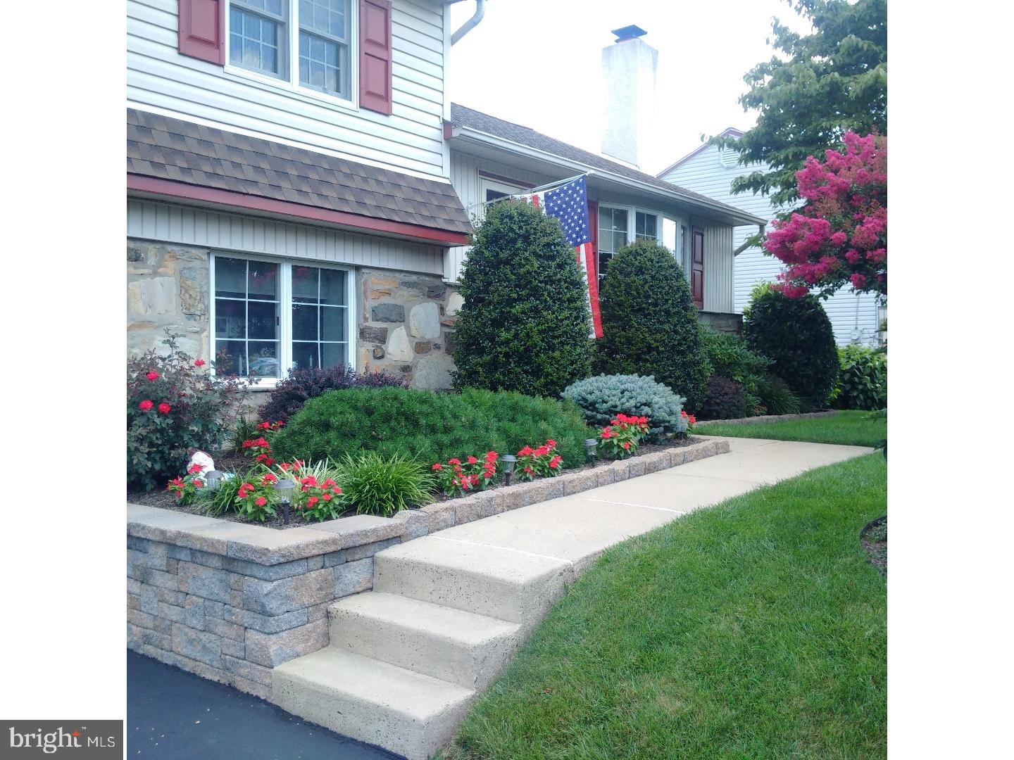 693 Stratford Road Warminster, PA 18974 - Photo 2 of 25 Gallery Image 2
