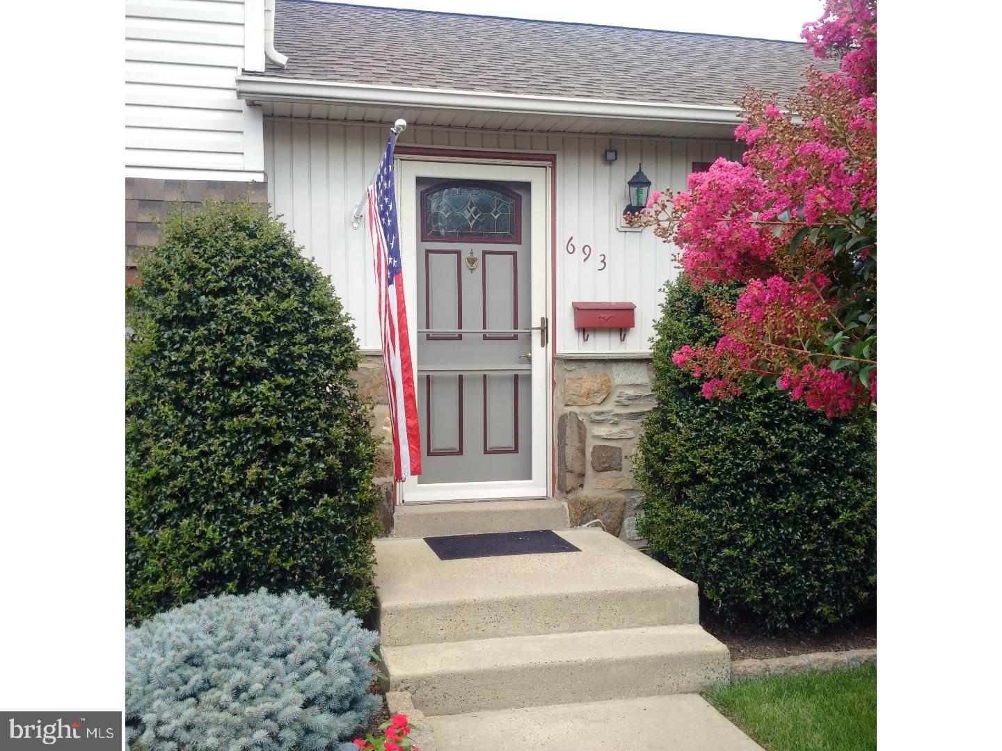 693 Stratford Road Warminster, PA 18974 - Photo 3 of 25 Exterior Front