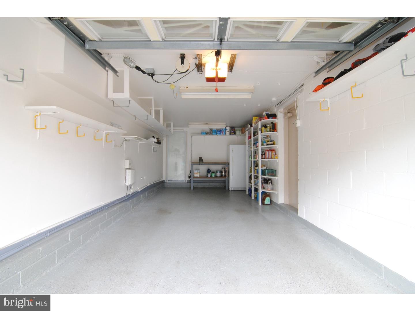 693 Stratford Road Warminster, PA 18974 - Photo 22 of 25 Garage
