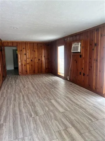 $1,000 | 2403 Elaine Street, Lake Charles, LA 70601