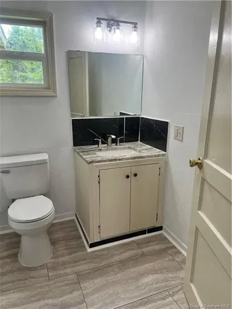 $1,000 | 2403 Elaine Street, Lake Charles, LA 70601