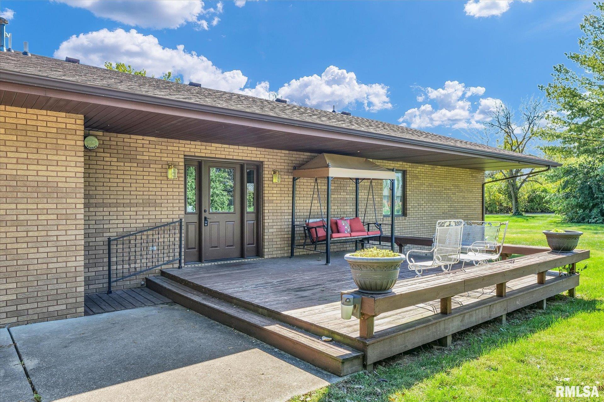 1202 Patterson Road Sullivan, IL 61951 - Photo 2 of 39 Gallery Image 2