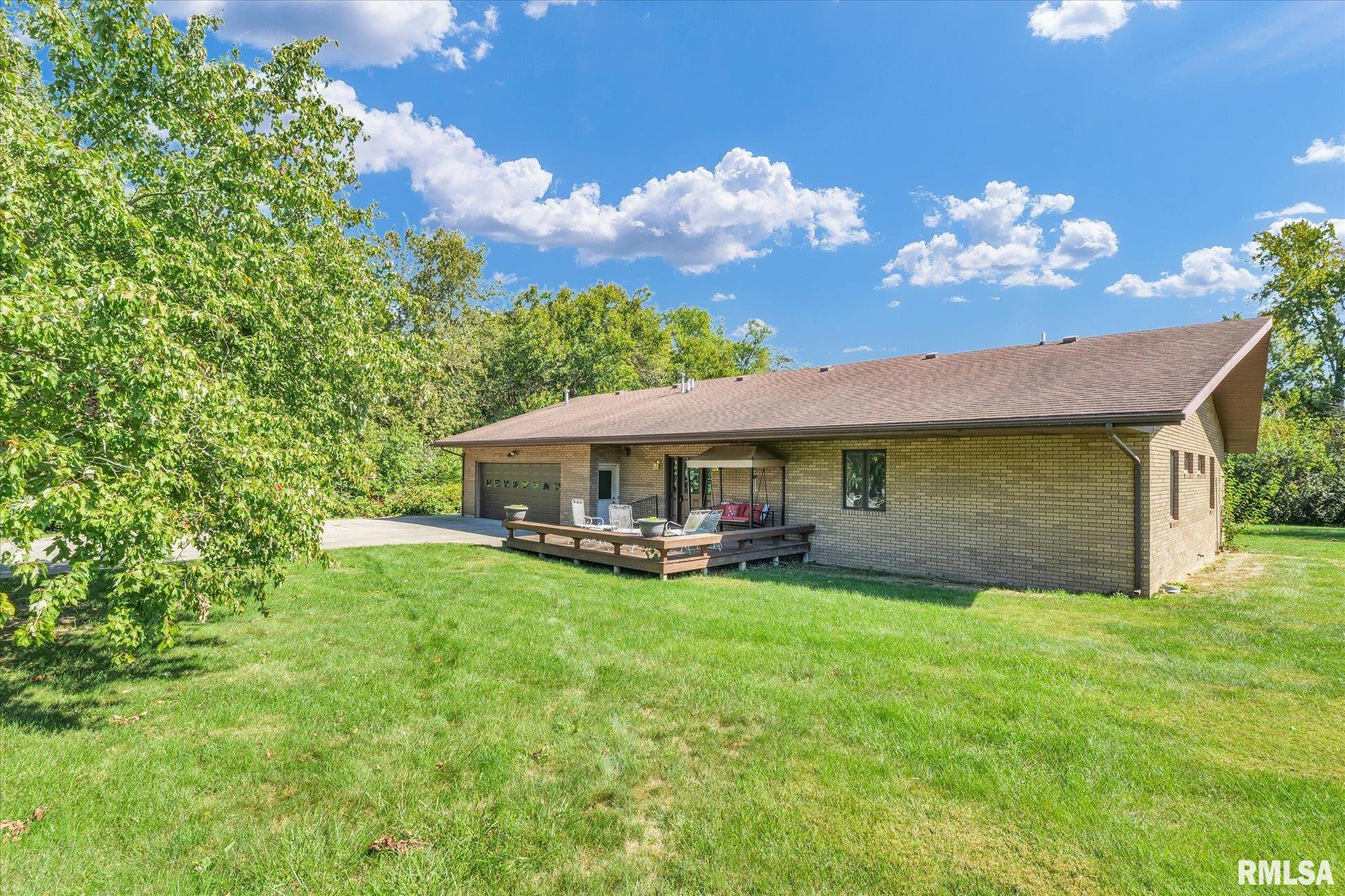 1202 Patterson Road Sullivan, IL 61951 - Photo 3 of 39 Gallery Image 3