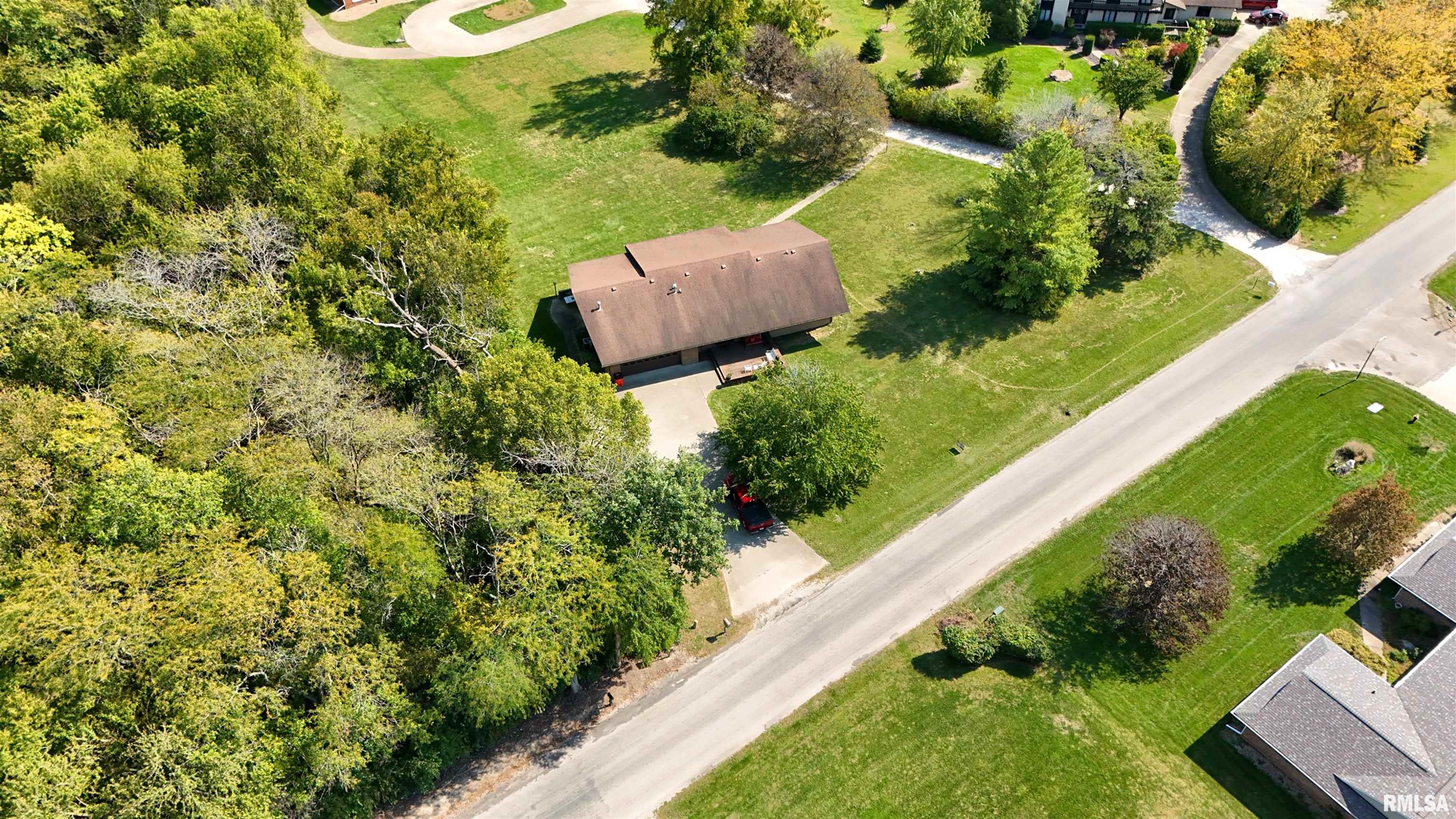 1202 Patterson Road Sullivan, IL 61951 - Photo 36 of 39 Gallery Image 36
