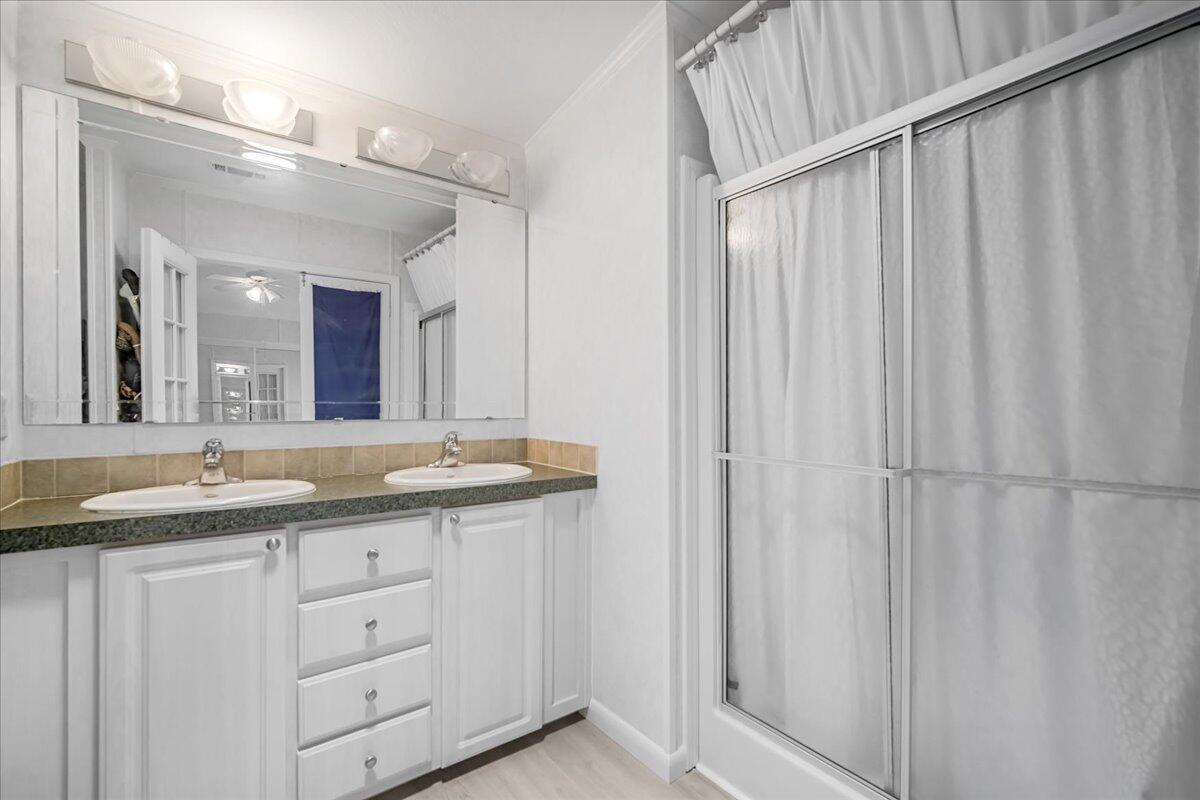 7656 Chasta Road Micco, FL 32976 - Photo 23 of 27 23-DSC00412