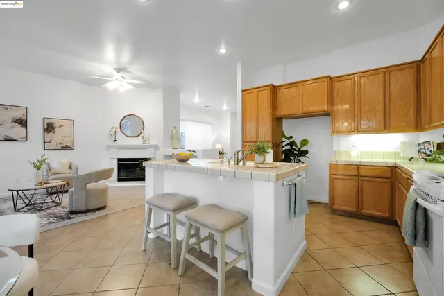 $679,000 | 162 Albert Court, Tracy, CA 95376