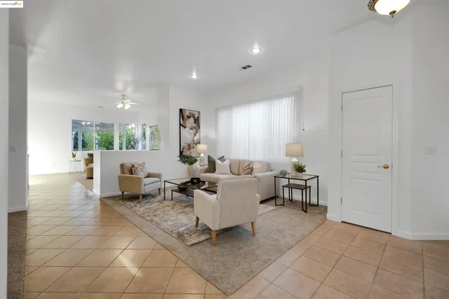 $679,000 | 162 Albert Court, Tracy, CA 95376