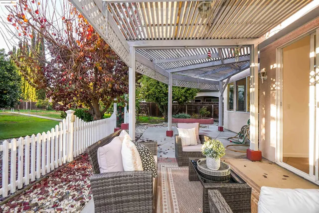 $679,000 | 162 Albert Court, Tracy, CA 95376