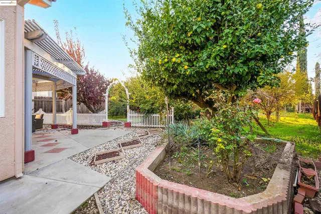 $679,000 | 162 Albert Court, Tracy, CA 95376