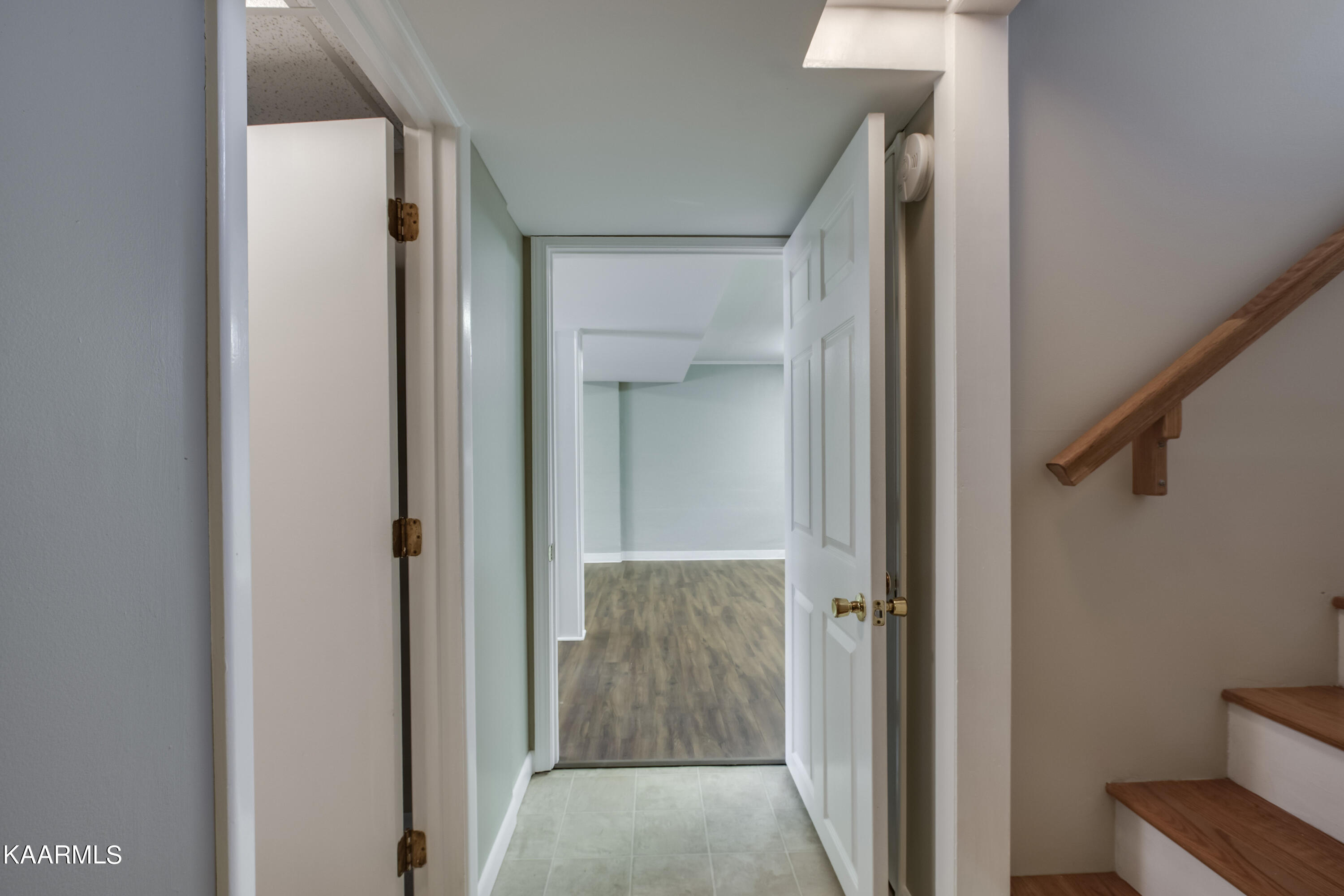 225 Oran Road Knoxville, TN 37934 - Photo 25 of 35 30_OranRoad_225_LowerHall