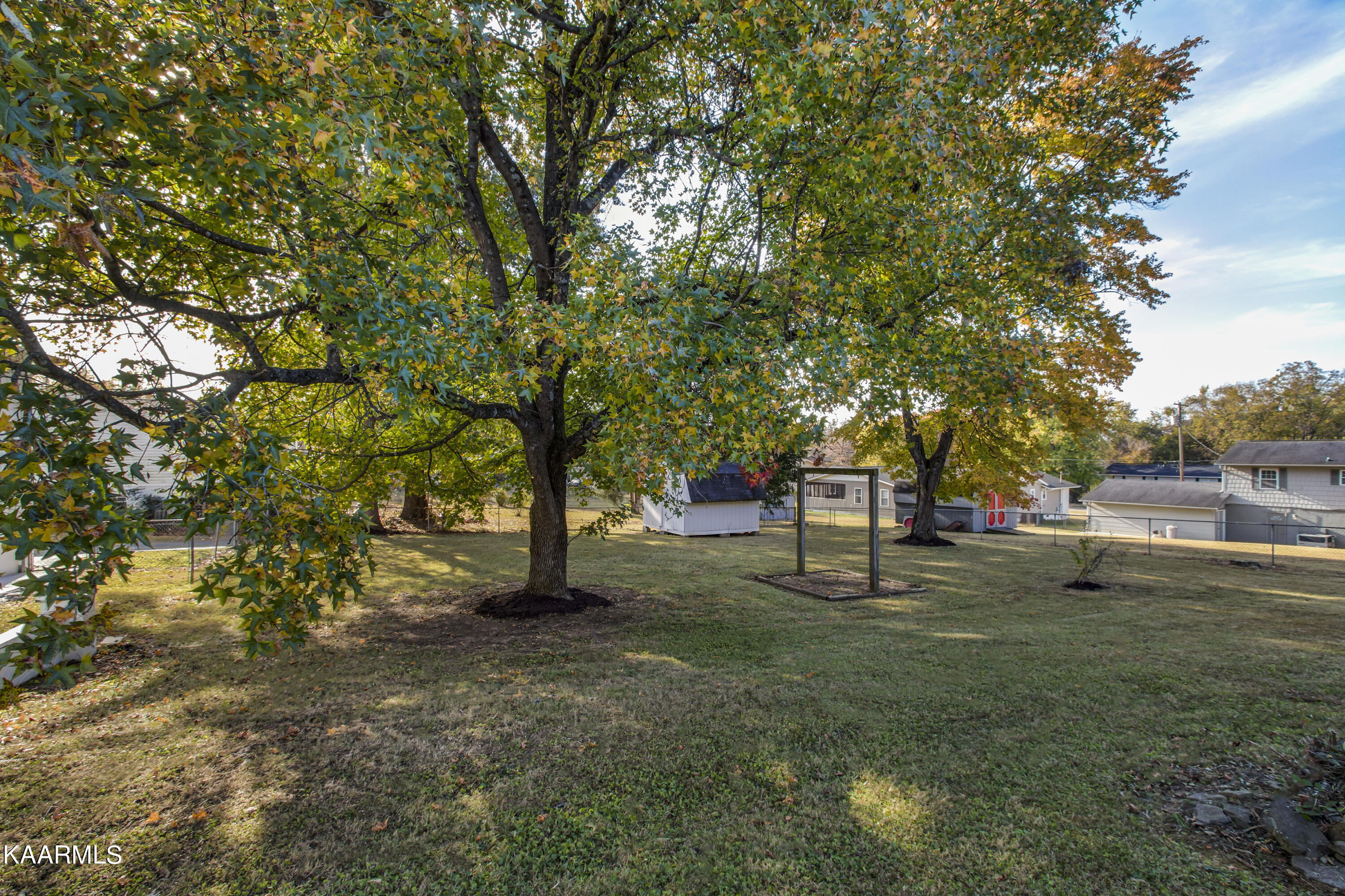 225 Oran Road Knoxville, TN 37934 - Photo 35 of 35 40_OranRoad_225_Backyard02