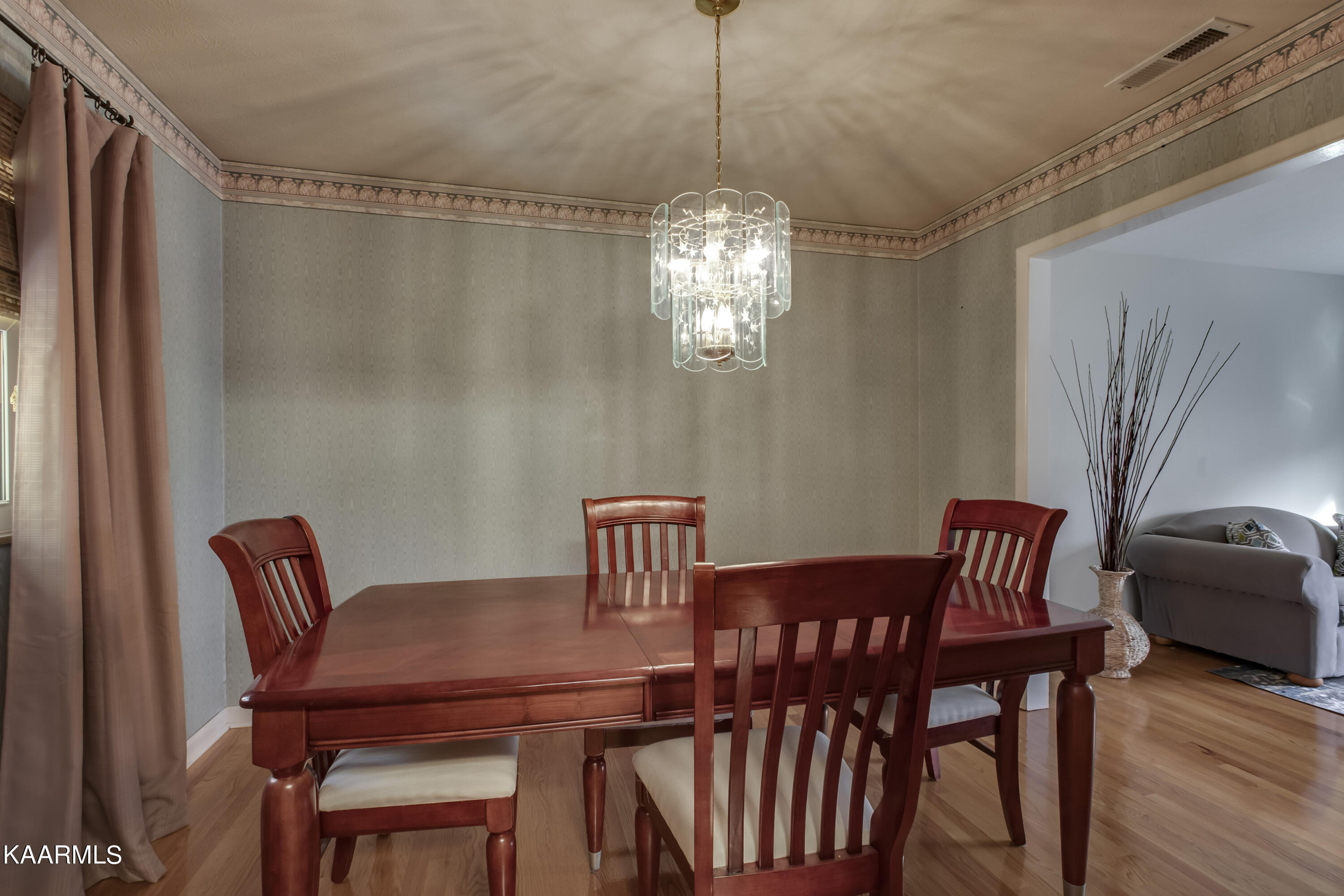 225 Oran Road Knoxville, TN 37934 - Photo 9 of 35 10_OranRoad_225_Dining02