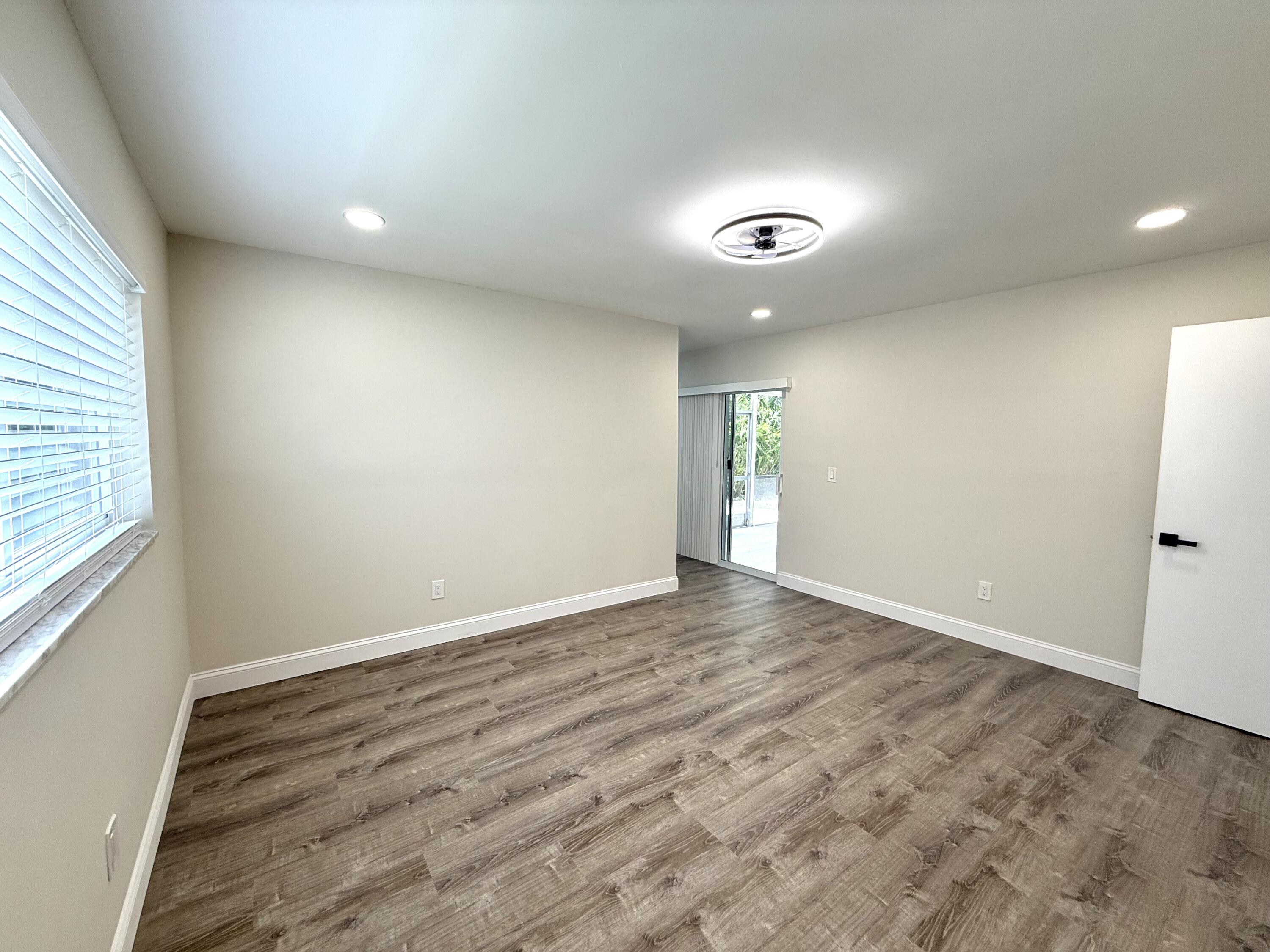 9004 Southwest 6th Street Boca Raton, FL 33433 - Photo 25 of 28 IMG_5138