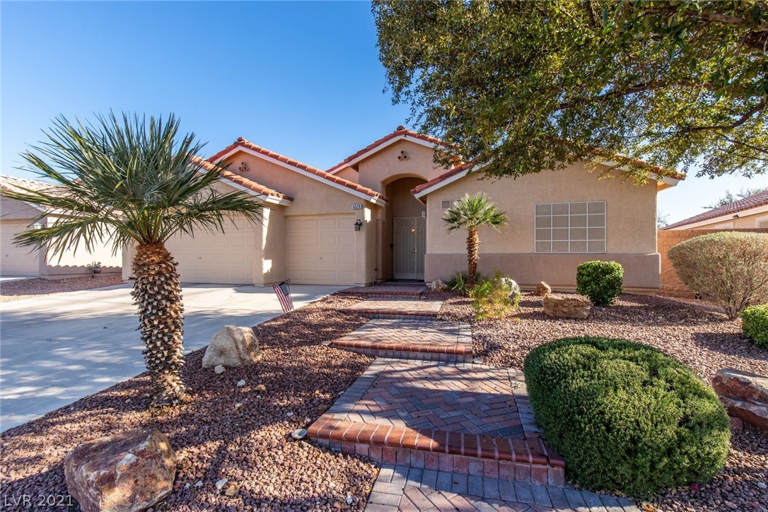 6528 North Ruddock Drive North Las Vegas, NV 89084 - Photo 3 of 35