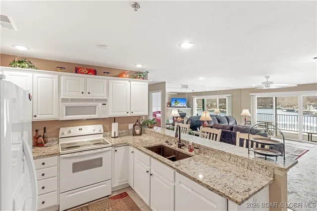 $365,000 | 770 Pershing Drive, Unit 3A, Camdenton, MO 65020