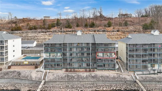 $365,000 | 770 Pershing Drive, Unit 3A, Camdenton, MO 65020