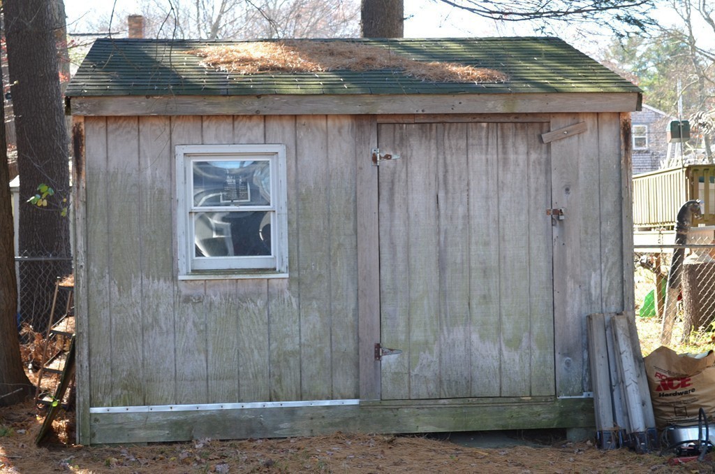 4 Dale Road Holbrook, MA 02343 - Photo 15 of 15