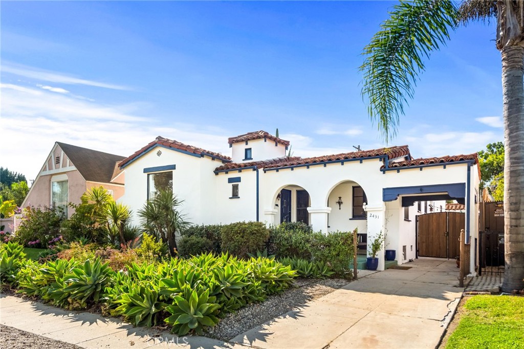 2431 South Holt Avenue Los Angeles, CA 90034 - Photo 16 of 17