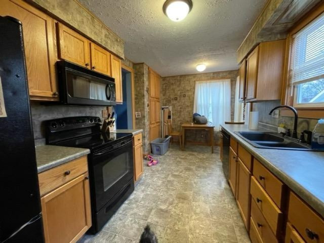 121 South Sears Street Reed City, MI 49677 - Photo 15 of 27 444F2E99-A489-454A-83CC-E358CFF0AEA7