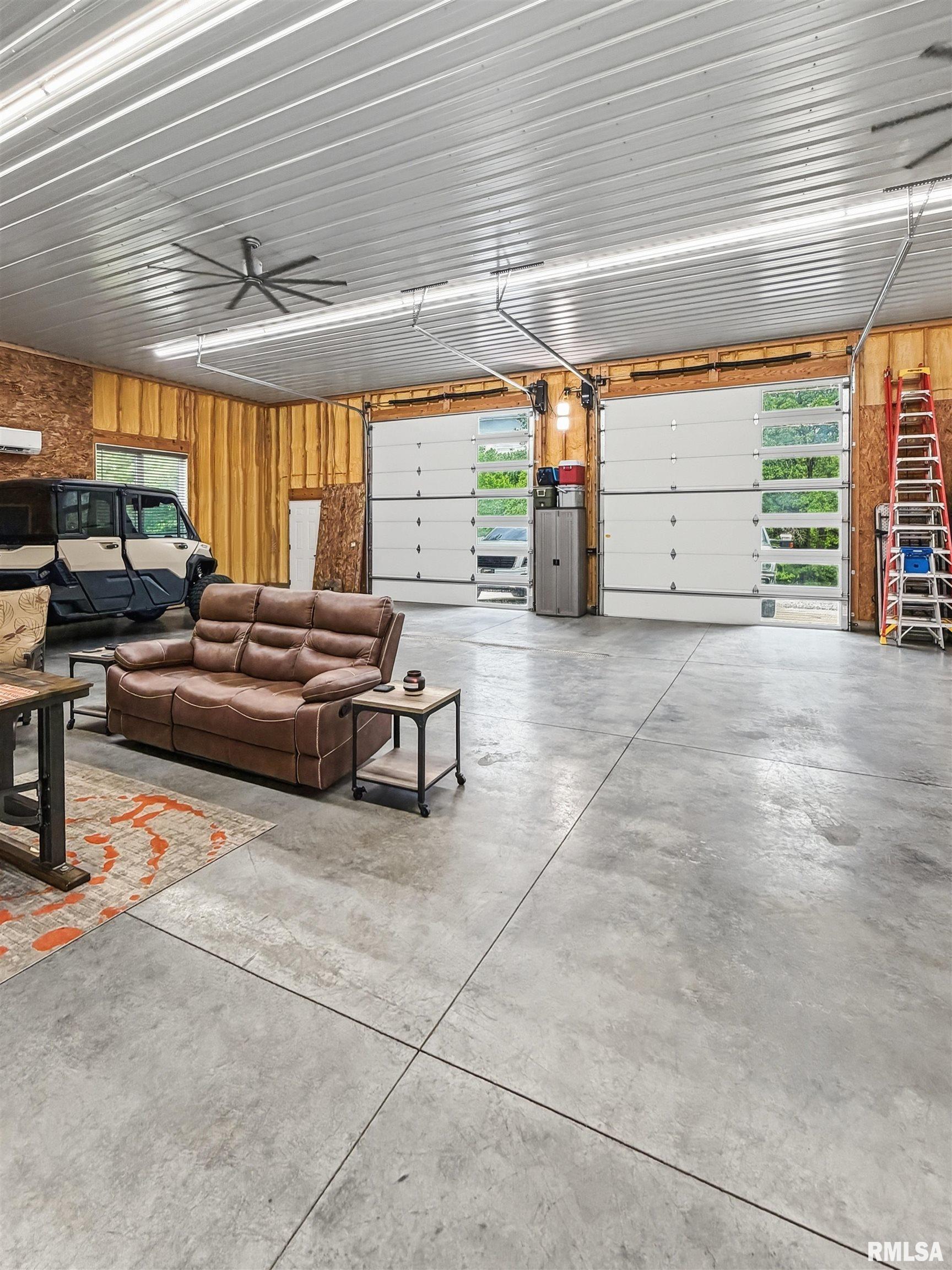 11323 Linn Road Benton, IL 62812 - Photo 28 of 38