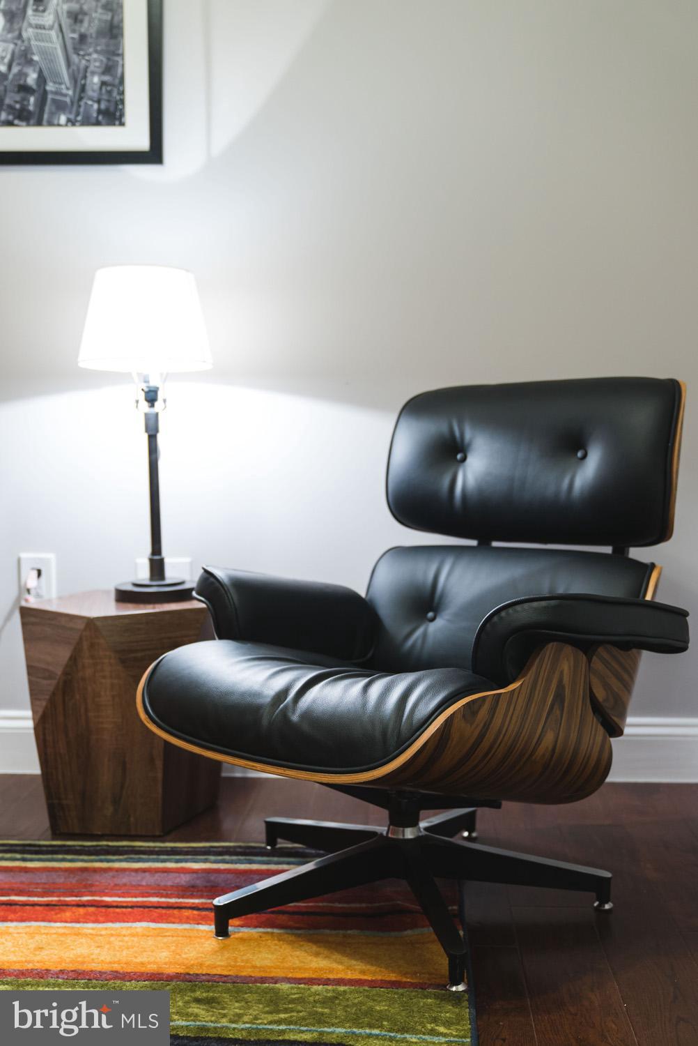 1823 D Street Northeast, Unit B Washington, DC 20002 - Photo 12 of 27 a living room with furniture