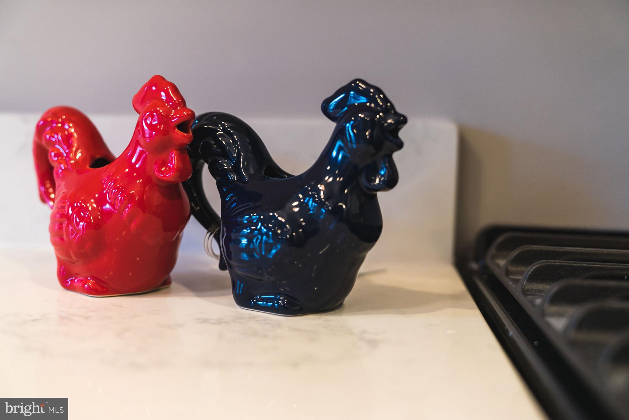 1823 D Street Northeast, Unit B Washington, DC 20002 - Photo 7 of 27 a view of a dresser