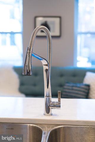 a close view of sink
