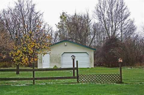 10377 West Mount Morris Road Flushing, MI 48433 - Photo 2 of 21 20360713-1.JPG