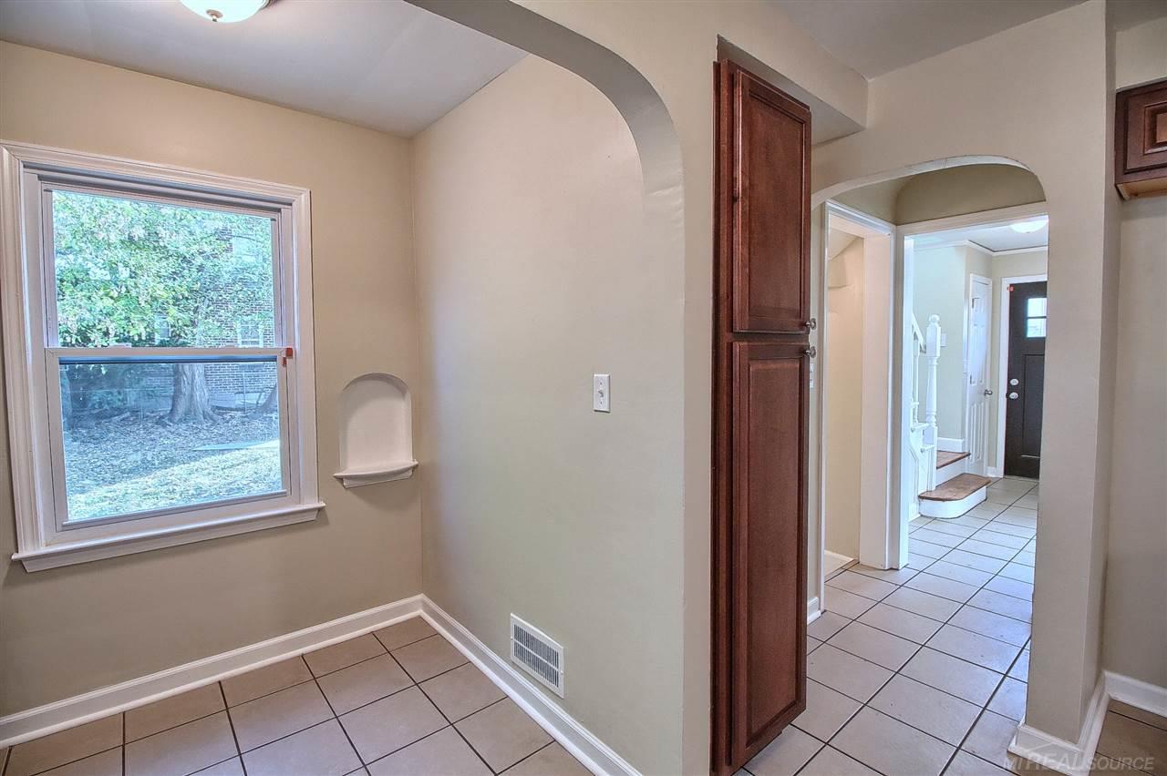 17170 Annchester Road Detroit, MI 48219 - Photo 7 of 26