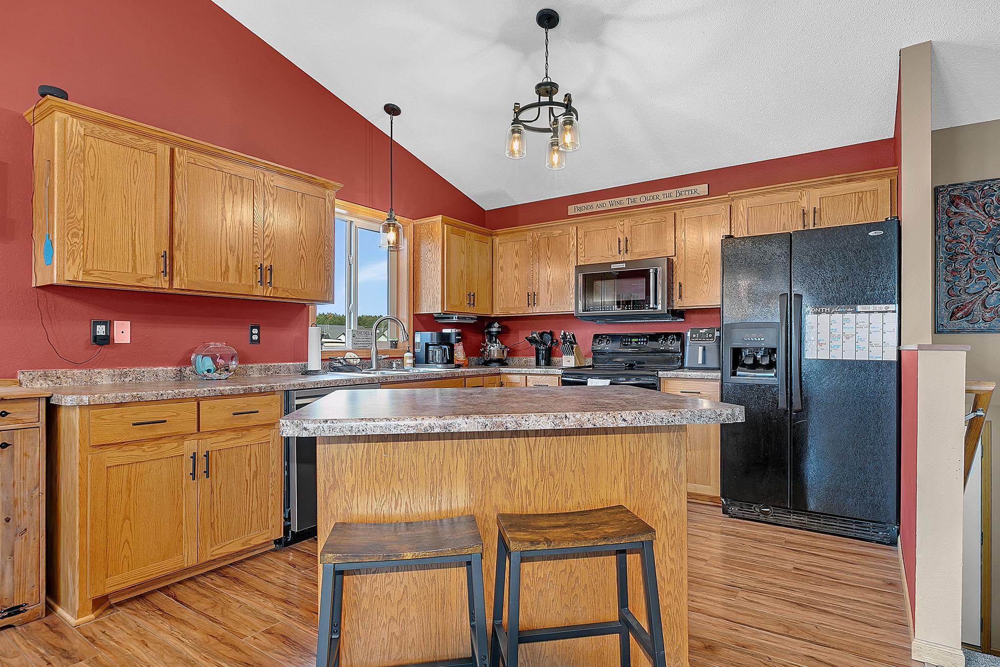 904 7th Street Northeast Rice, MN 56367 - Photo 3 of 29