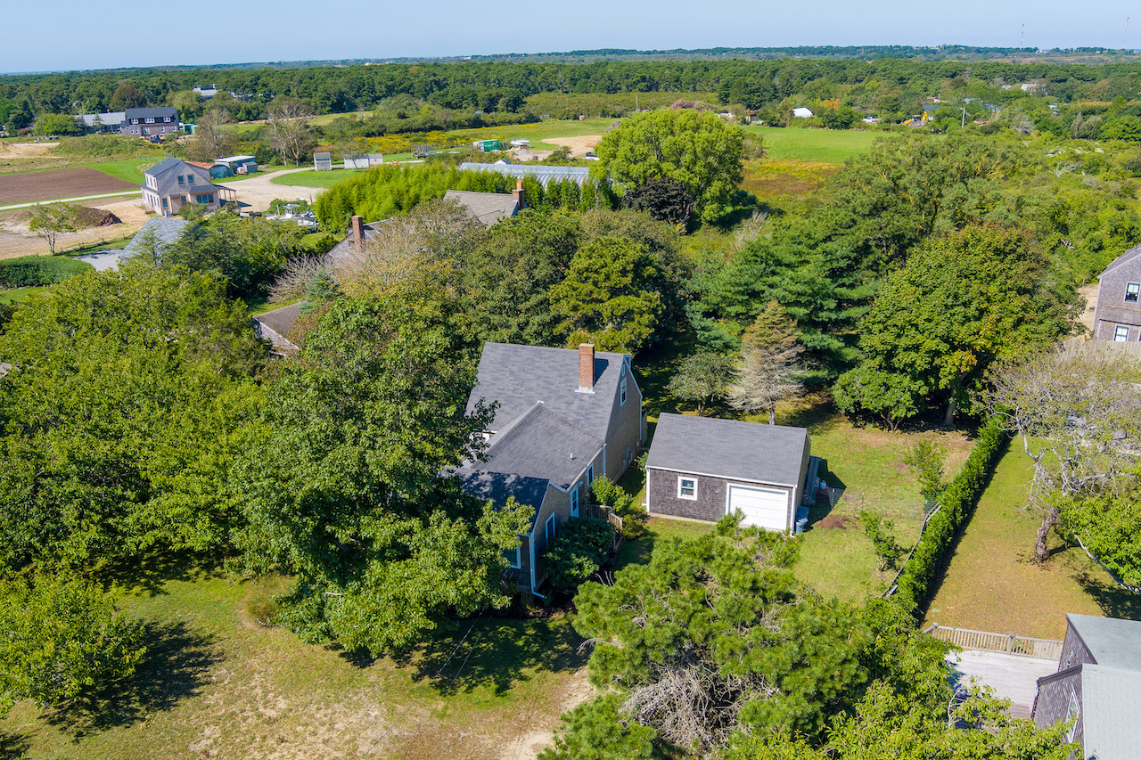 95 Hummock Pond Road Nantucket, MA 02554 - Photo 2 of 16