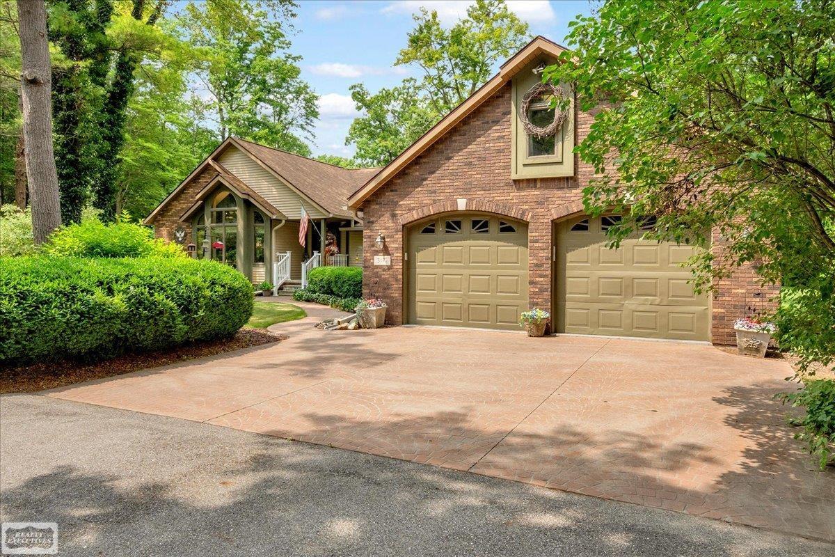 3171 Abbottsford Road North Street, MI 48049 - Photo 3 of 60