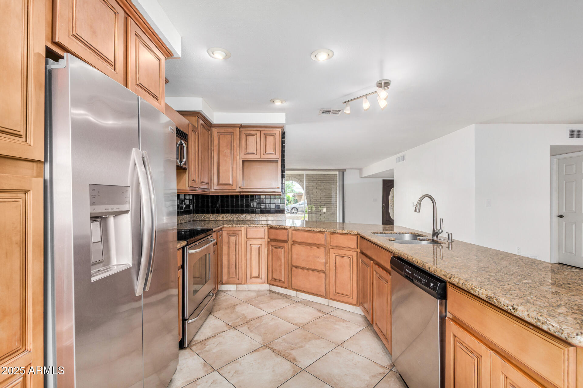 3738 East Montecito Avenue Phoenix, AZ 85018 - Photo 16 of 51 Stainless Steel Appliances