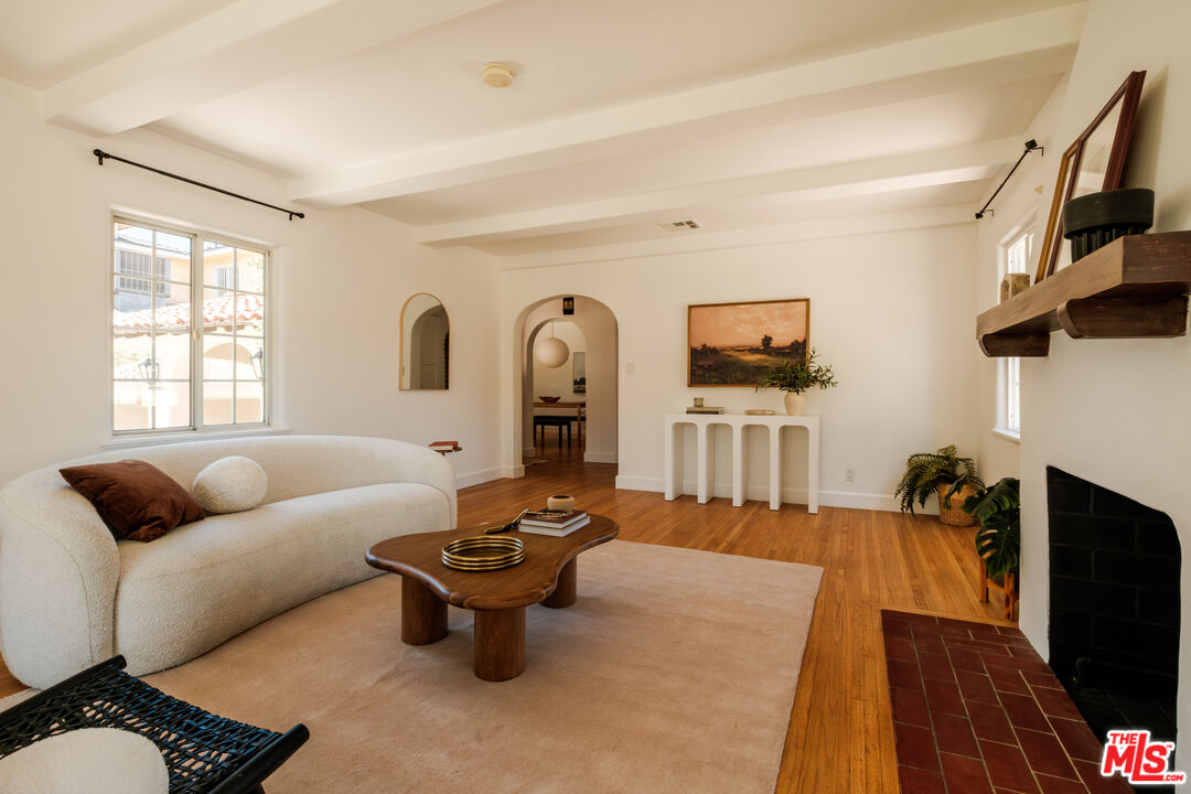 3739 Virginia Road Los Angeles, CA 90016 - Photo 9 of 72