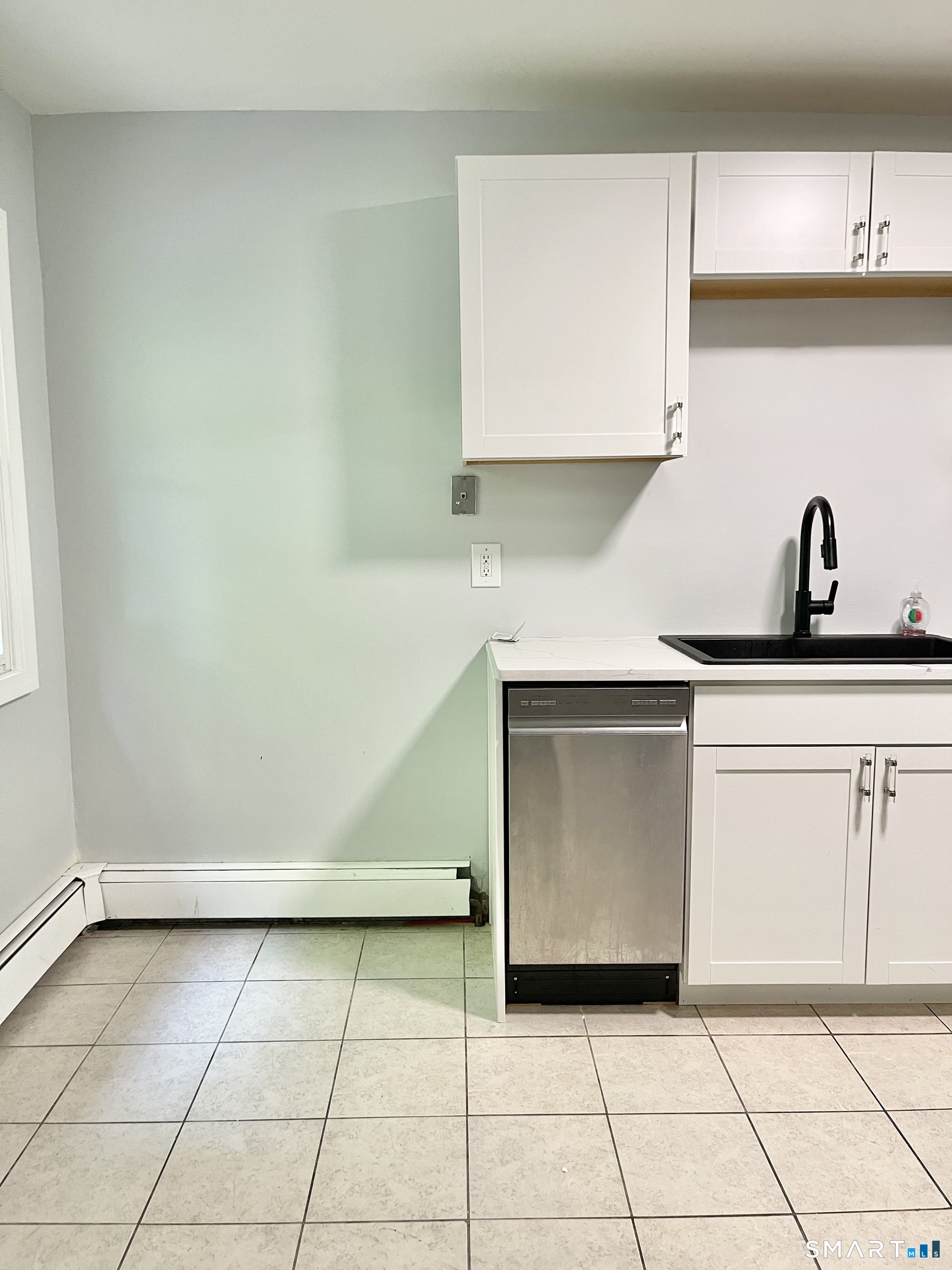 2 Heather Road Hamden, CT 06518 - Photo 11 of 36