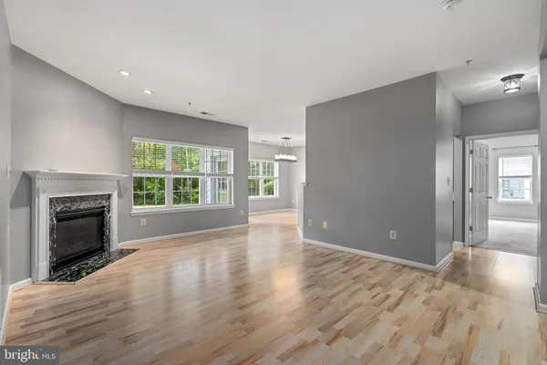 $279,000 | 1907 Kathryns Court, Unit 1907, Essex, MD 21221